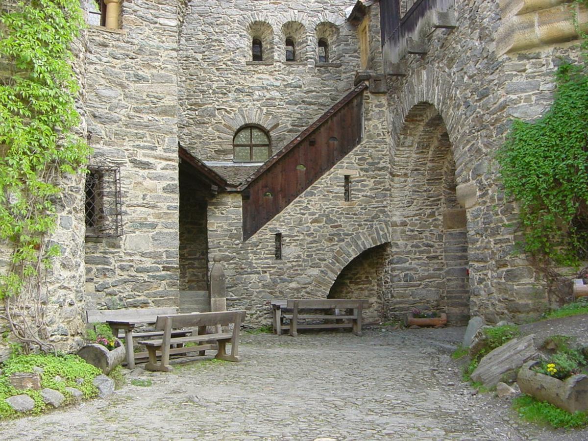 Burg Finstergrun Albergue Ramingstein Exterior foto